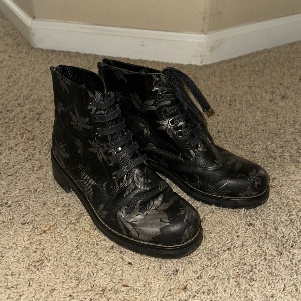 Carlo Pazolini boots, made in Italy